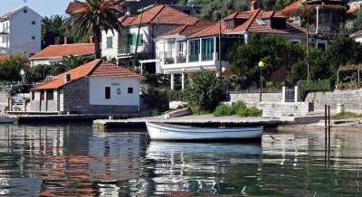 Citrus, Magán szállás a községben Djenović, Montenegró